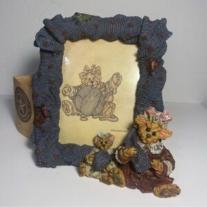 Vintage NIB Frame, Knitting Kittens, Folkstone Collection